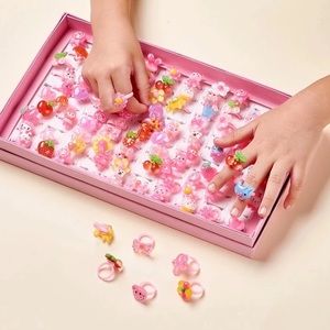 Girls rings resin 10 PC SETcute pink cartoon small random character